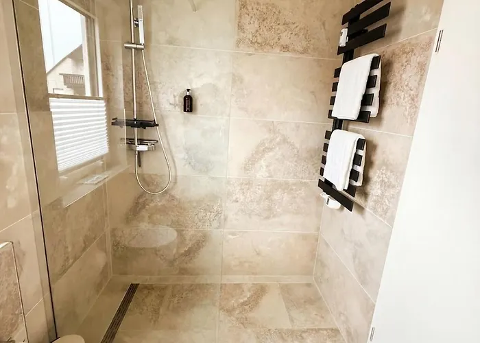 Apartment Top-schlafkomfort & Bergblick Mit Parkplatz Und Balkon *